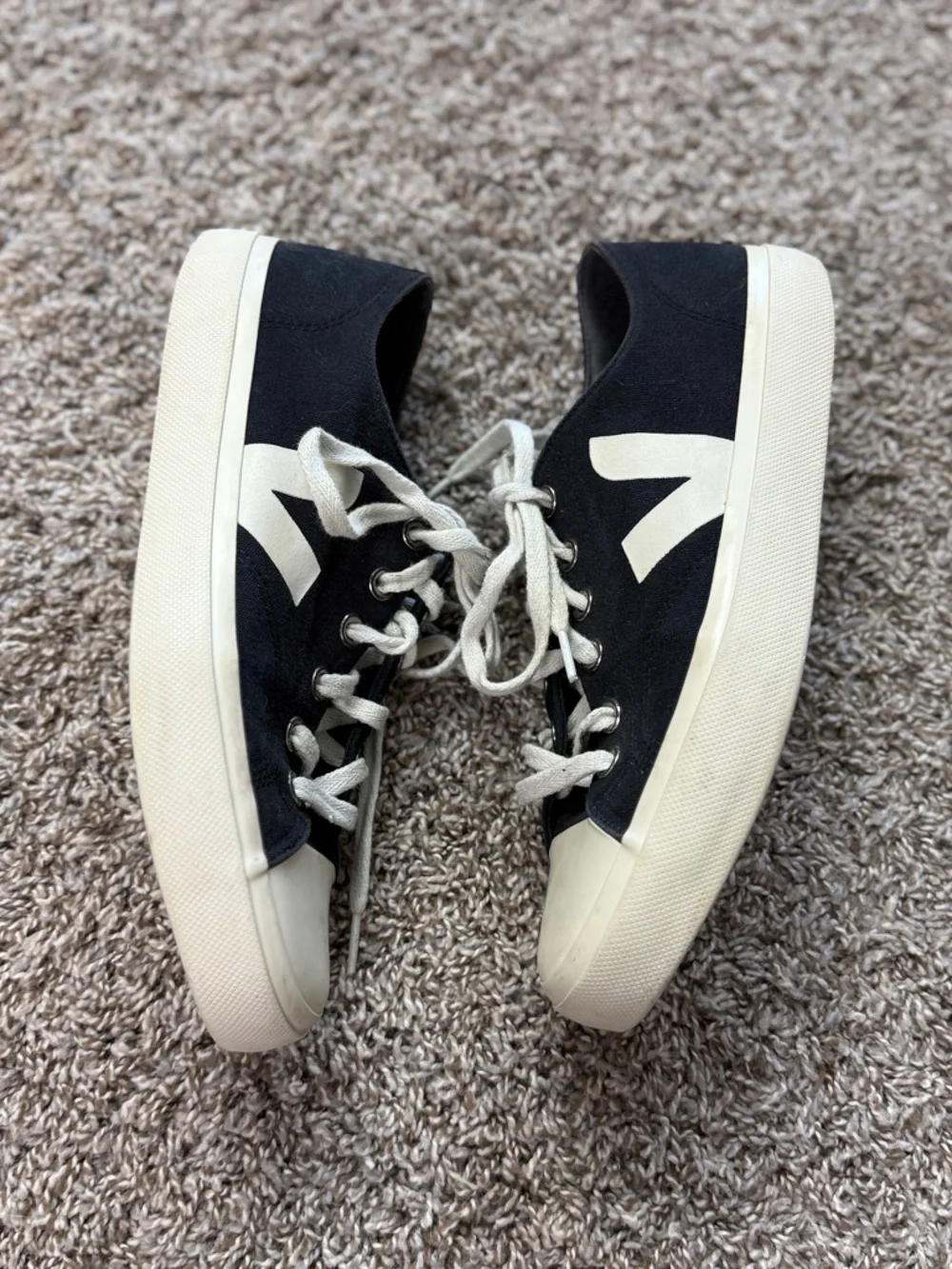 Veja Black and White Low-Top Canvas Sneaker - Picture 6 of 9